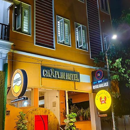 Chaplin Hotel بونديتْشيري المظهر الخارجي الصورة